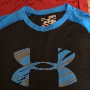Long sleeve Under Armour Shirt